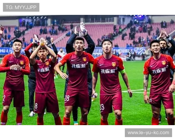 西甲多队债务压顶,负债潮下屡卖队救急成常态 西甲多队债务压顶,负债潮下屡卖队救急成常态